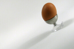 egg cups with suction cup foot eierbecher mit saugnapf fuss leggo my eggo test